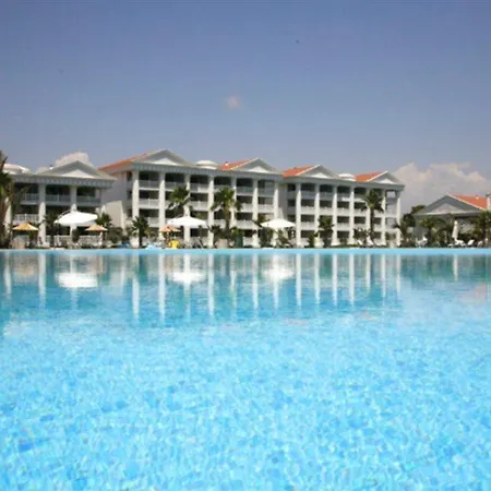 Hotel Defne Kumul