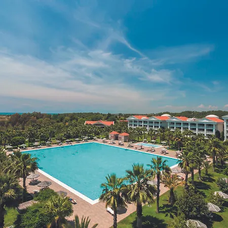 Hotell Defne Kumul 4*