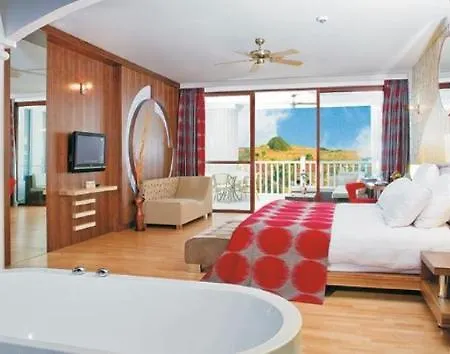 Defne Kumul Hotell 4*